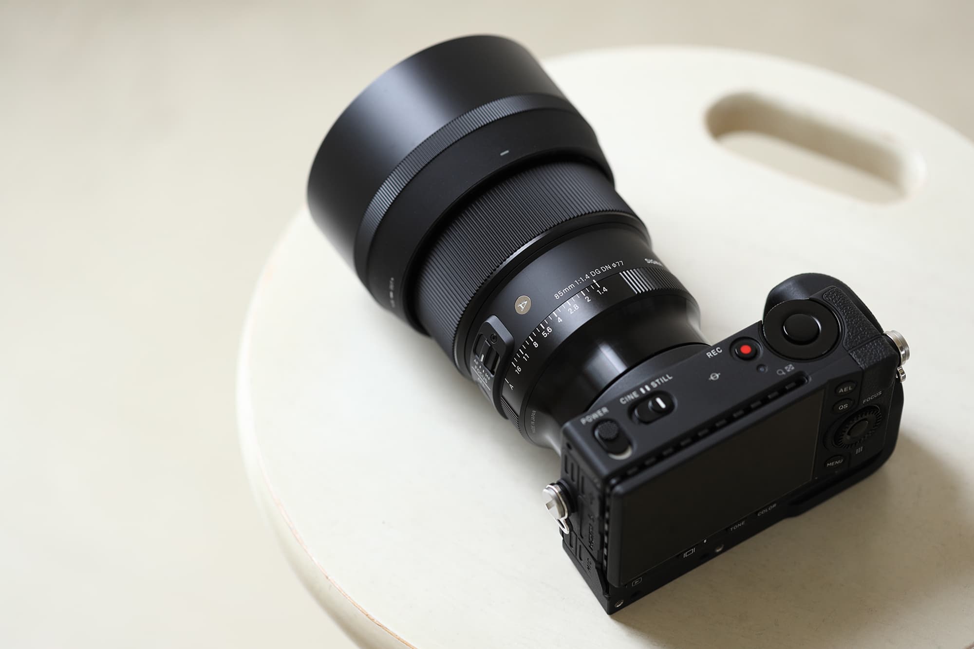 SIGMA  シグマ　Art 85mm F1.4 DG DN 値下不可